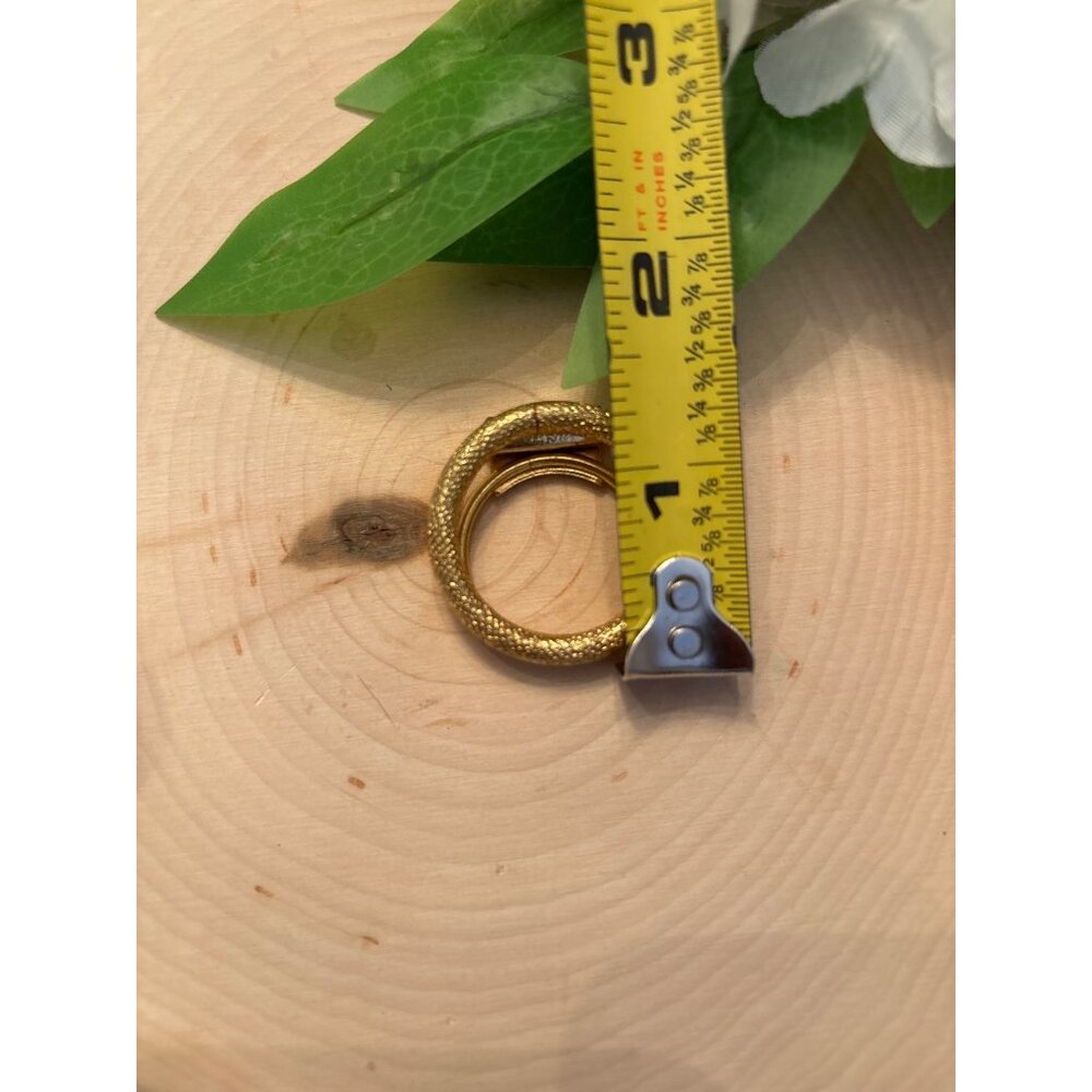 Tara Germany Vintage Gold-Tone Textured Scarf Ring With Hinged Clasp - Picture 8 of 9